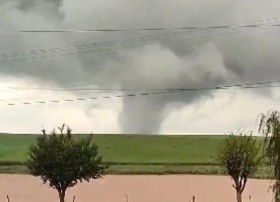 Tornado atinge cidade do RS em meio ao desastre das enchentes