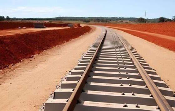 ferrovia integracao centro oeste fico