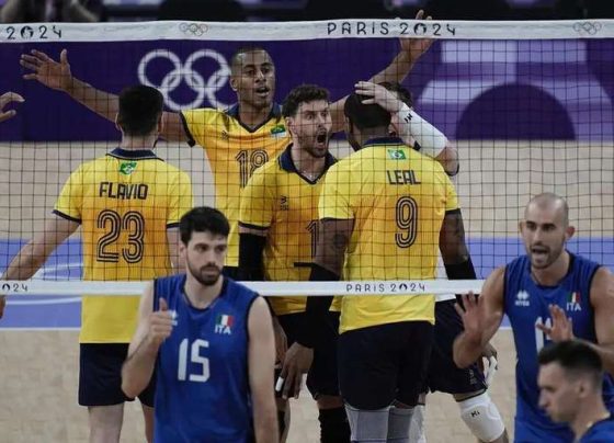 Vôlei, canoagem e badminton dominam os Jogos Olímpicos no fim da manhã -