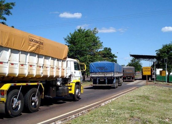 lei amplia tolerancia para excesso de peso em onibus de passageiros e caminhoes de carga