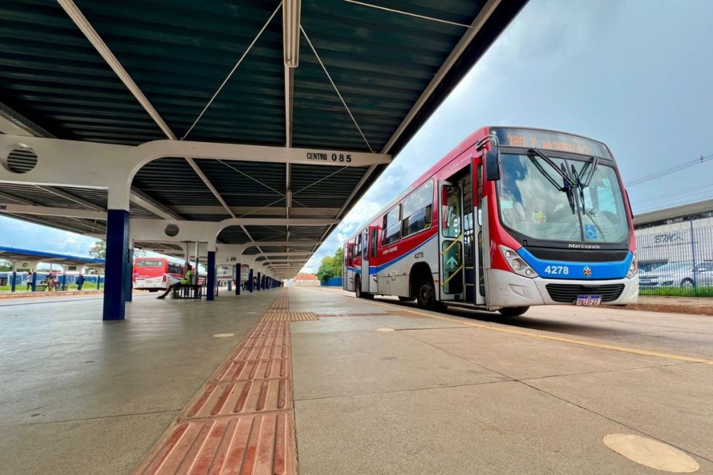 Ônibus do transporte público de Campo Grande.