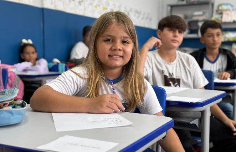 Alunos da rede municipal voltam as salas de aula nesta terca 22 em Barra do Garcas