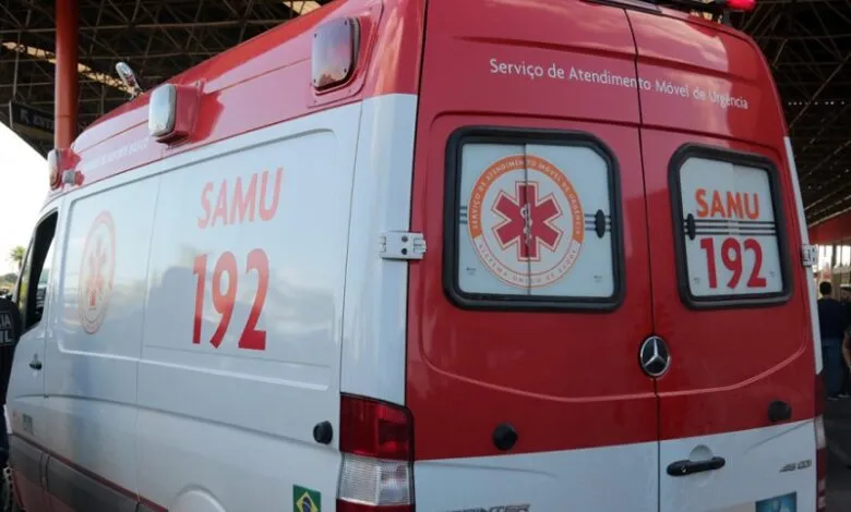 Jovem baleado nas costas corre por socorro até cair em Sorriso