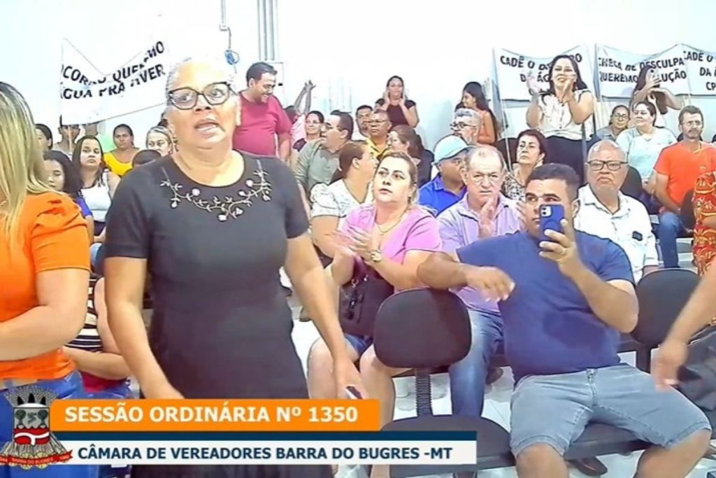 Moradores na Camara de Barra do Bures