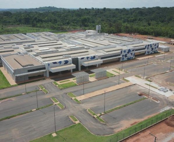 Construcao dos Hospitais Regionais avanca em Mato Grosso veja o andamento das obras