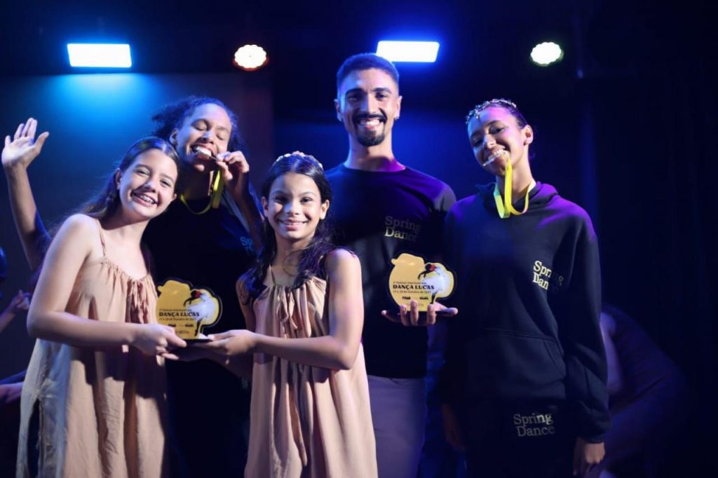 Dancarinos de Sorriso conquistam cinco medalhas em festival intermunicipal