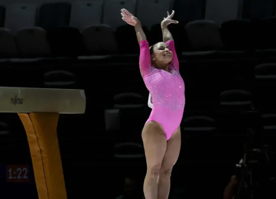 Ginástica: Brasil encerra Mundial sem medalhas após 4º lugar de Flávia Saraiva