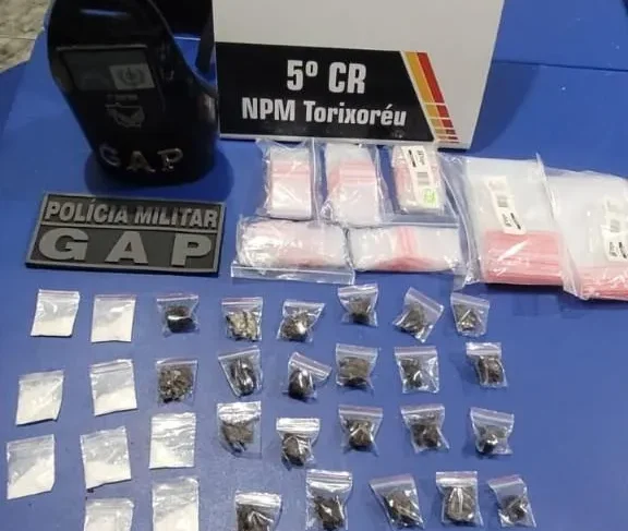 Suspeito de facção é preso com drogas em Torixoréu