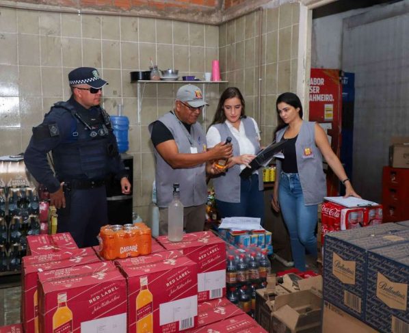 Vigilancia Sanitaria de Varzea Grande intensifica fiscalizacao apos caso suspeito de intoxicacao por metanol
