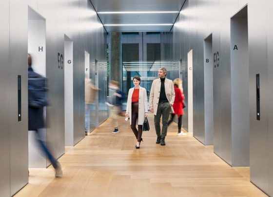 Novos modelos da Atlas Schindler oferecem interatividade e conectividade, uma evolução na experiência do usuário