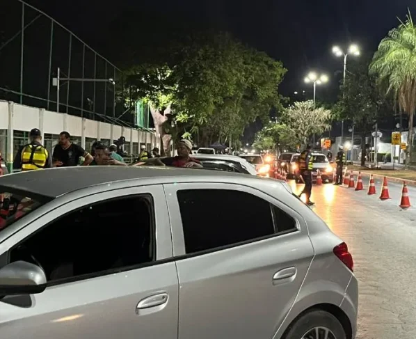 Operação Lei Seca prende 14 e remove 27 veículos em Cuiabá