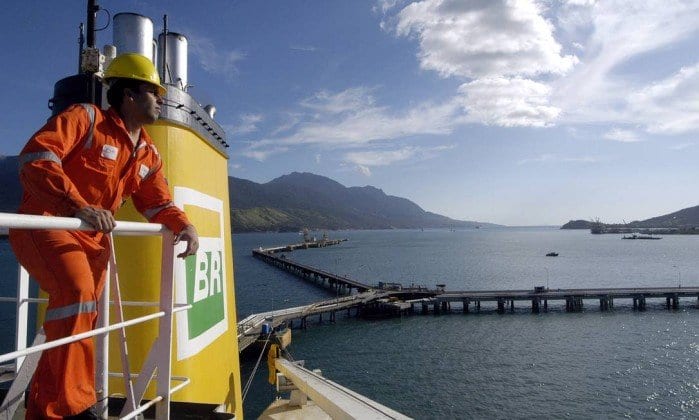China dobra compras de petróleo brasileiro e concentra avanço das exportações