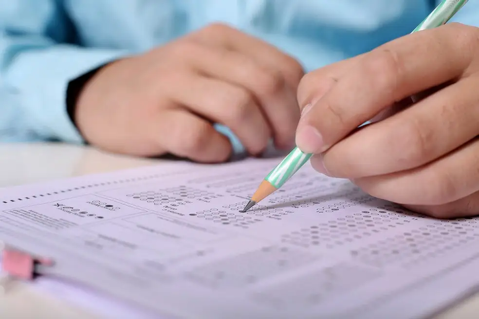 Concurso com salário de até R$ 7 mil abre inscrições
