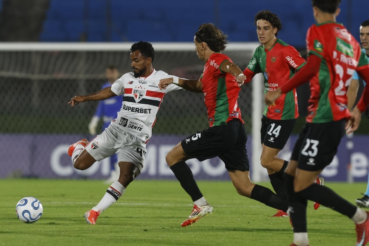 São Paulo supera dificuldades no Uruguai e bate Boston River na estreia da Sul-Americana