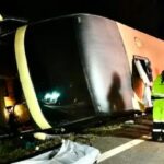 Acidente de ônibus na BR-163 deixa nove feridos em Nova Mutum
