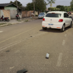 Carro x moto: mulher fica ferida após acidente no Jardim Violetas