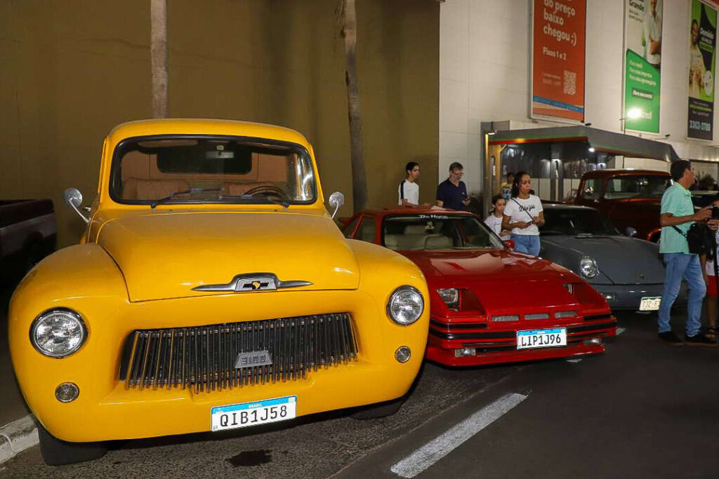 Mais de 200 veículos antigos são esperados em exposição neste domingo em Mato Grosso