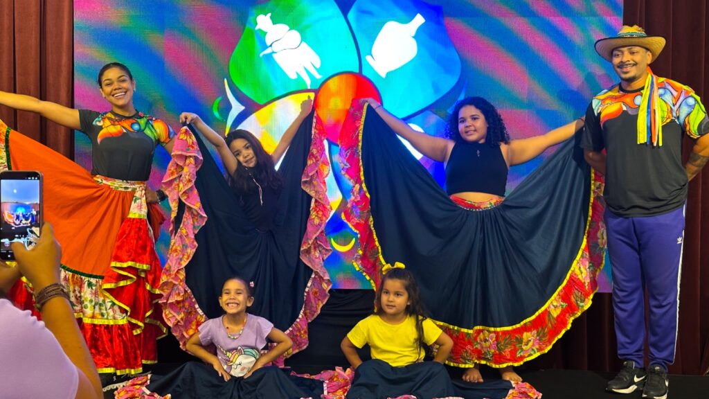 Programação gratuita reúne gastronomia artesanal, veículos antigos, música ao vivo e oficina de Siriri e Cururu para toda a família